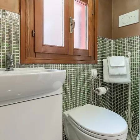 Apartament Ca' Falier Blue - 10 Min From Train And Bus Station *