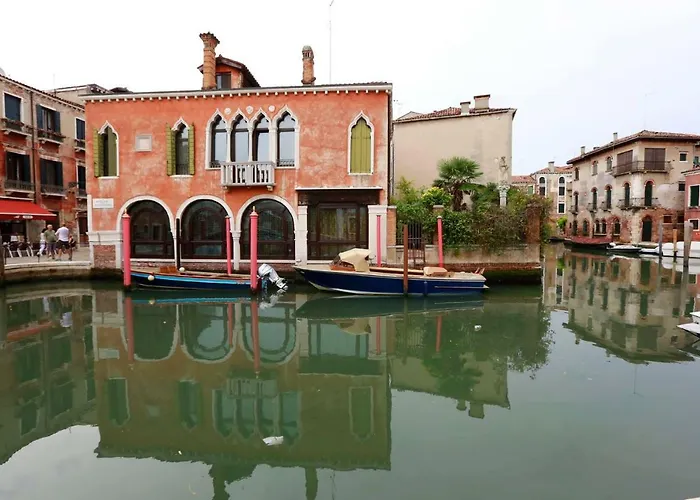 Ca' Falier Blue - 10 Min From Train And Bus Station Veneza
